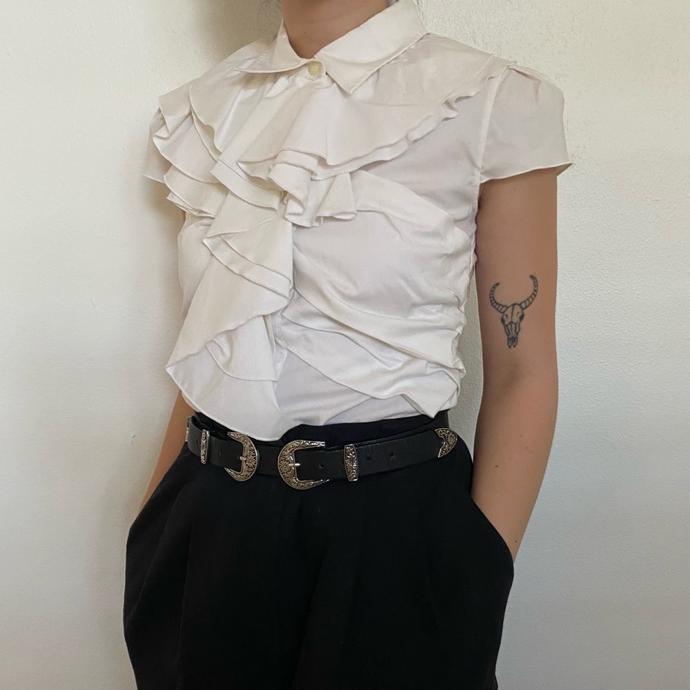EUC Adrienne Poet’s Ruffle Button Up Short Sleeve
